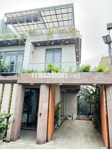 CHO THUÊ BIỆT THỰ CÓ HỒ BƠI , CHẾ LÀN VIÊN , TÂN PHÚ