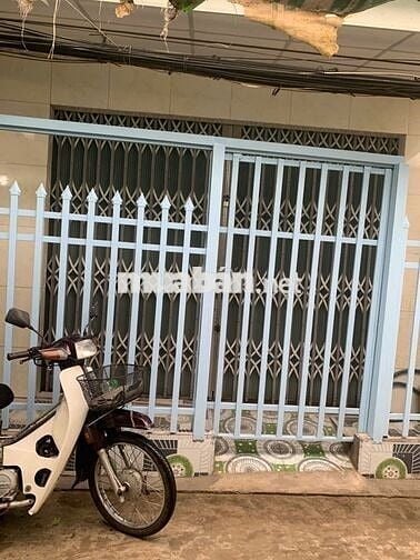 Nhà hẻm 50m2, 1 phòng ngủ, Khu vực 2 Hưng Phú (miễn cò)