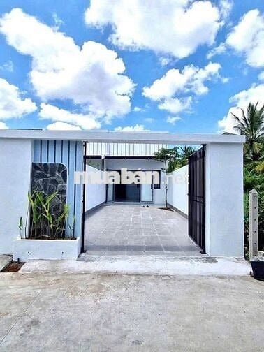 Bán gấp căn nhà ở ngay Thới Tam Thôn , Hóc Môn 88m2 SHR giá 1 tỉ 300tr