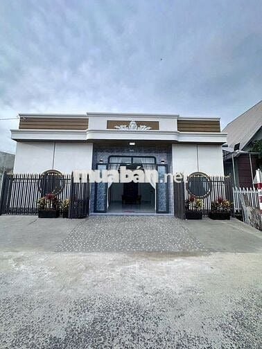 Bán gấp căn nhà ở mới toanh ở xã Phước Hiệp,Củ Chi 140m2 SHR giá 950tr