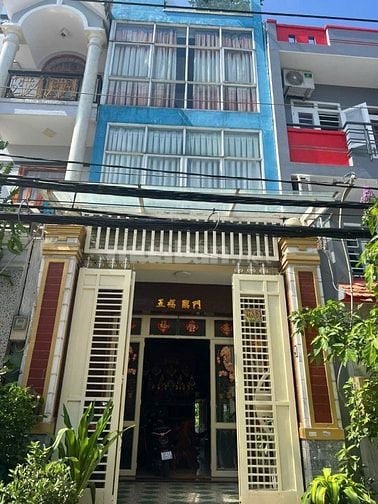 Bán nhà mặt tiền An Dương Vương, Bình Tân, 3 tầng, lề 10m, giá tốt