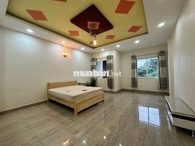 Cho thuê căn biệt thự liền kế vườn 150m2 tại The Oasis KDC Việt Sing