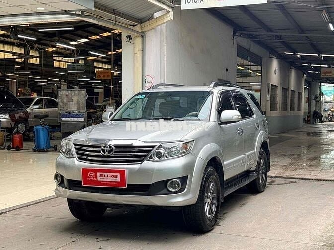 Toyota Fortuner 2014 2.7V AT