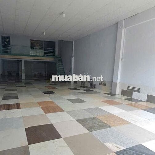 Cho thuê kho xưởng phường Phú Thuận (quận 7), TPHCM DT 680m2