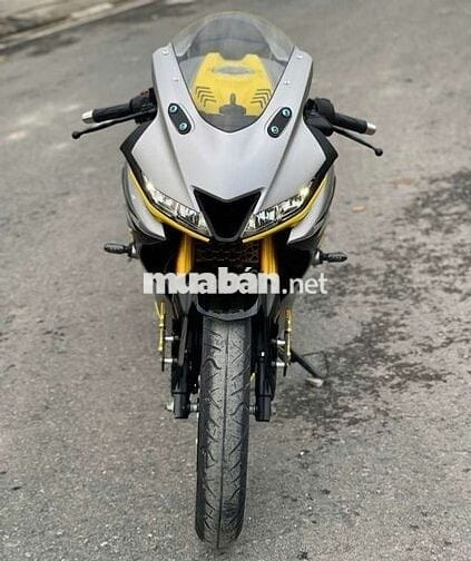 Yamaha R15 V3 Vàng Xám 11000 km