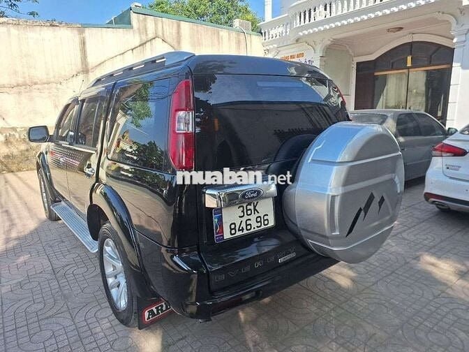 Ford Everest 2014 Đen