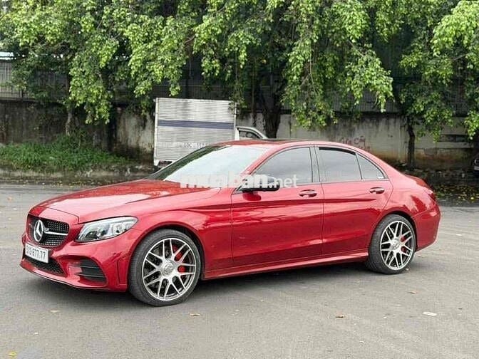 Mec C300 AMG model 2020 ngay chủ mình đứng tên , k