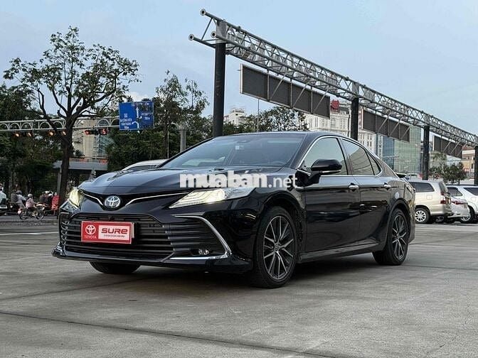 Toyota Camry 2023 2.5HV -Bản Hybrid cao cấp -1 Chủ