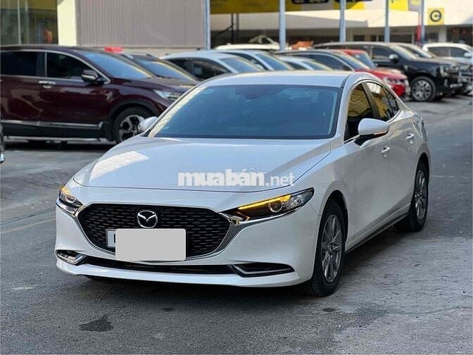 Mazda 3 2023 Luxury Trắng 27.000 km