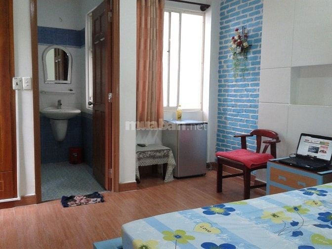 Phòng 24m2, trung tâm quận 10. giá rẻ.