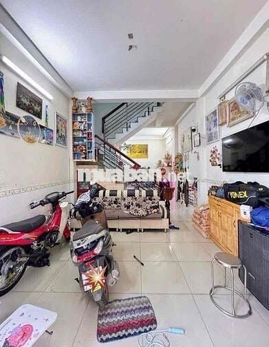 4tỷ36 bán ngà Bình tân, 41m2, 3 tầng, sổ hồng hoàn công