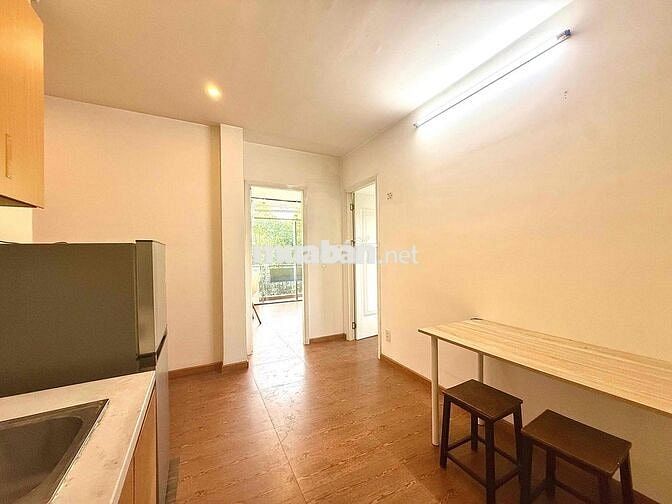 Căn Hộ 2PN Ban Công View Bờ Kè Máy Giặt Riêng Khu Phố Nhật Cầu Bason