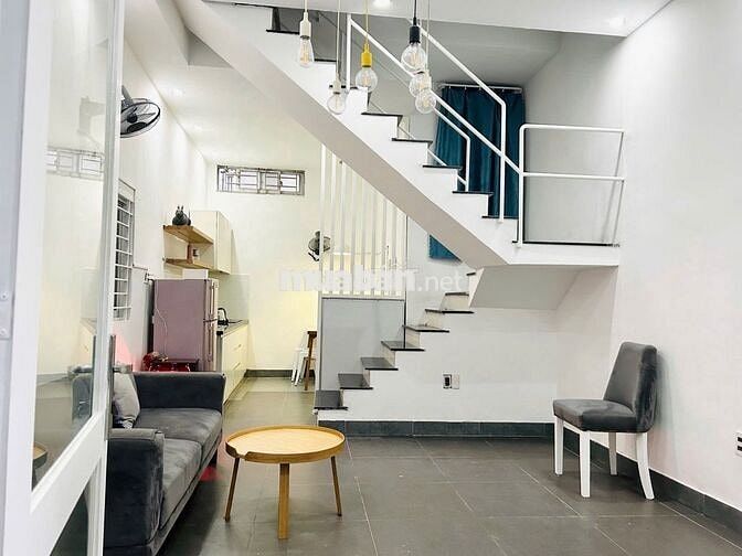 BÁN NHÀ CMT8 P.4 Q.3 3 TẦNG 32M2 (4M x 8M) KHU TRUNG TÂM 5,55 T TL