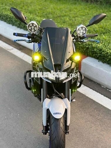 MT-09 odo 5000km siêu mới 1 chủ mua thùng