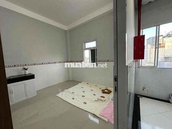 Studio Nguyễn Văn Lượng Máy lạnh+ tủ mới 3tr3-3tr5-3tr6