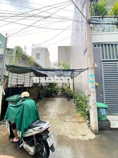 Bán gấp lô đất thổ cư đường 22 Linh Đông. SHR 80m2, thổ cư 100%. KDC