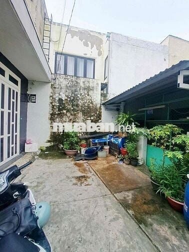 Bán chia tài sản . Nhà Giá rẻ, 71m2 giá chỉ 5.550 tỏi