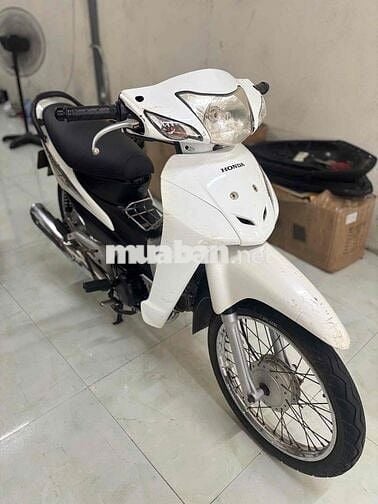 Honda Wave A 110 ,đời 2013.máy rin ,ngon ,chạy em