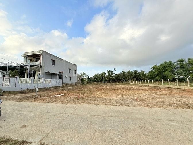 Chính chủ bán nhanh 2 lô liền kề nằm gần chợ Đại Hiệp