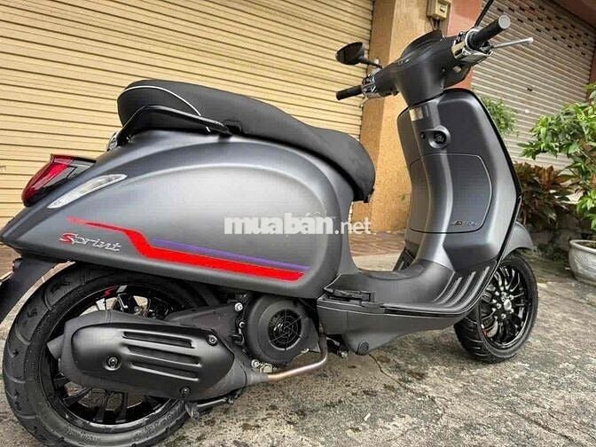 Piaggio Vespa Sprint Sport 2025 Xám 800 km