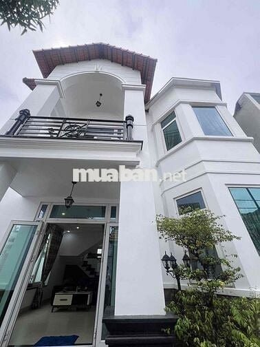 SIÊU PHẨM Biệt Thự 123B Hoàng Hoa Thám, Bình Thạnh - 8x20m sân vườn