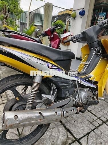 Yamaha Jupiter V màu Vàng