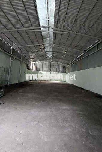 Cho thuê kho, xưởng 300m2 Xuân Thới Sơn giá tốt