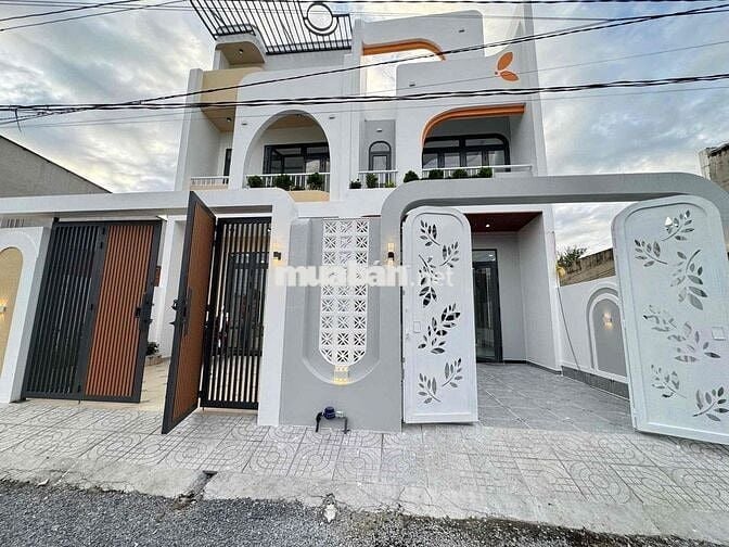 🔥 CHỦ CẦN TIỀN GẤP CHO CON ĐI DU HỌC – BÁN NHÀ GIÁ RẺ XÃ BÌNH CHÁNH