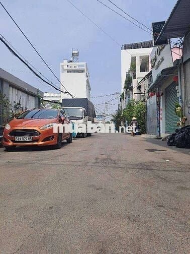 ĐẤT THỔ CƯ ĐƯỜNG XE TẢI 10X30 SÁT MẶT TIỀN ĐINH ĐỨC THIỆN.XÃLONG TRẠCH