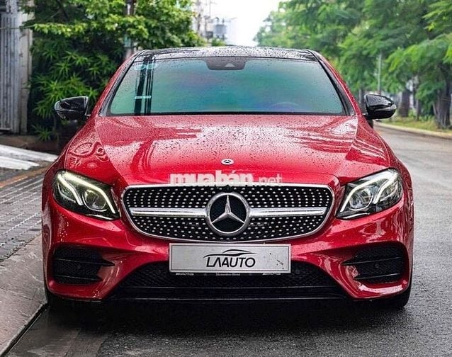 Mercedes E200 Sport  Model 2020 - 1 chủ - Đỏ/Đen