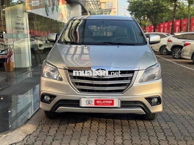 Toyota Innova 2015 2.0E - bảo hành Toyota