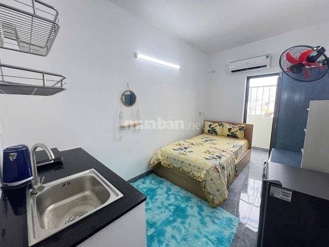 choThuê căn hộ mini 1 khách ở  có bếp nấu ăn, ban công,máy gặt riêng, 