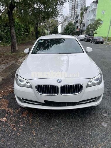 BMW 5 Series 2011 528i
