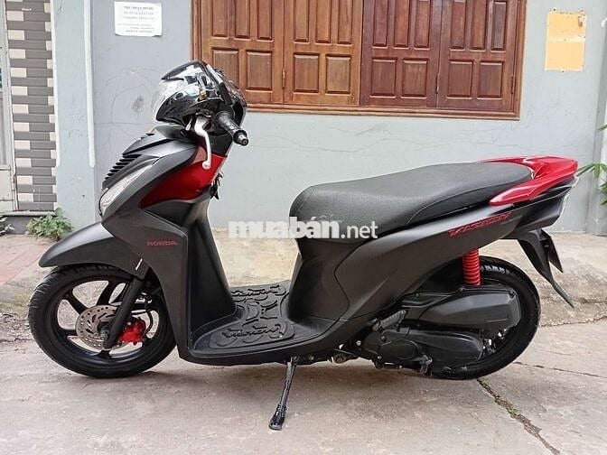 Bán xe vision đk 2017 máy zin chât.