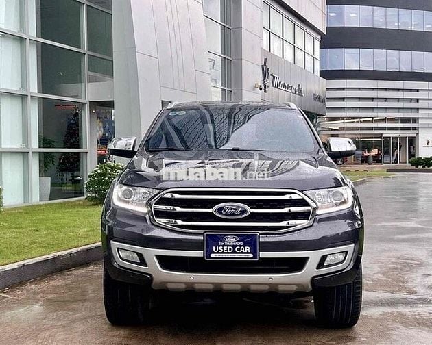 Ford Everest Titanium 2.0L 4x2 AT 2018