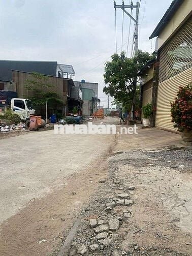 Bán gấp đất ở, tỉnh lộ 10, Bình Tân, hẻm 10m, 5x25 giá chỉ hơn 4 tỷ