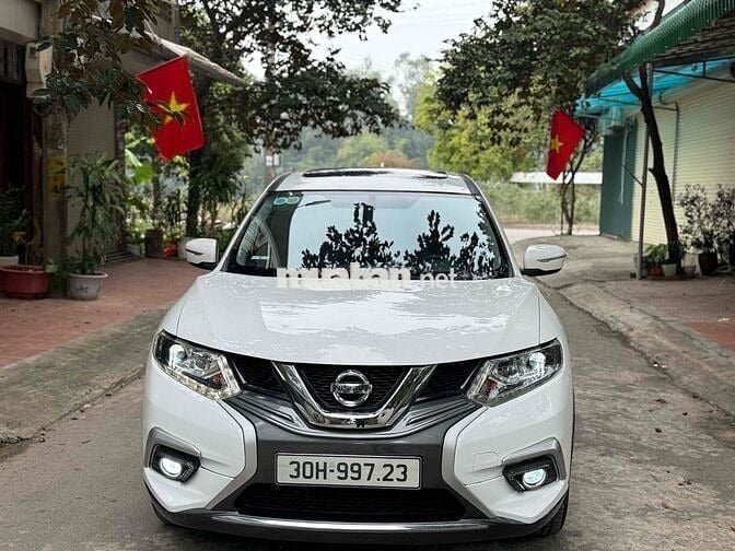 Nissan X trail 2018 2.0 SL 2WD Premium - 80000 km