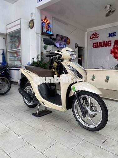 Honda Vision 110 đk 2024 màu vàng đen BSTP