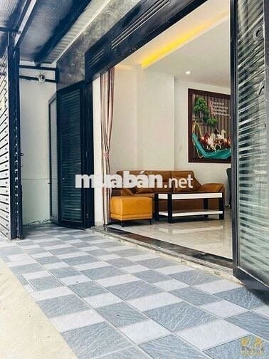 Bán Nhà Mới 1 Trệt 3 Lầu Hẻm Oto Trương Công Định Cách Bãi Sau 2,5km