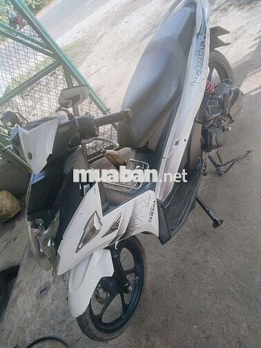 Cần bán xe nouvo 6 còn  chạy tốt