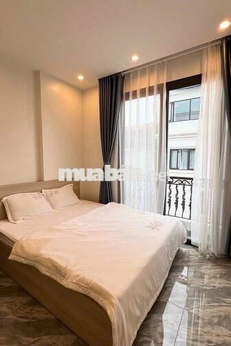 CHO THUÊ CĂN HỘ 1 PHÒNG NGỦ FULL ĐỒ BAN CÔNG NGAY PHỐ TRUNG KÍNH - CG