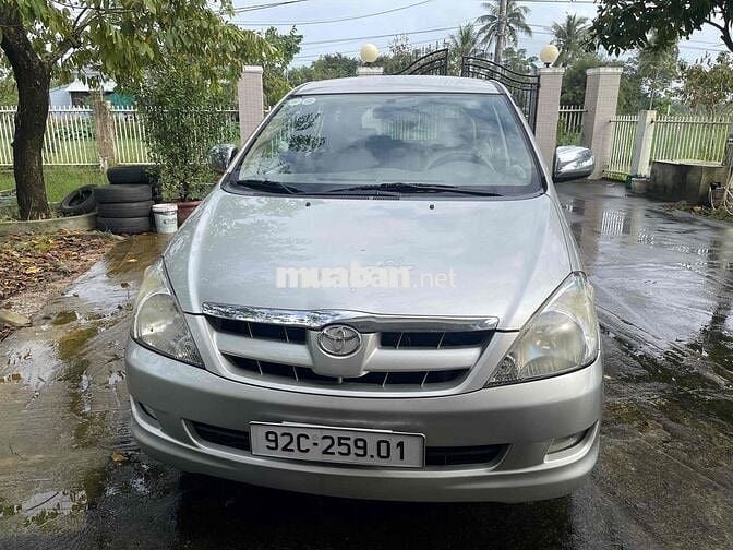 Toyota Innova 2008 G - 89000 km