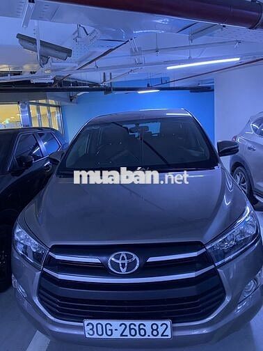 Toyota Innova 2020 Số sàn 100000 km Xám