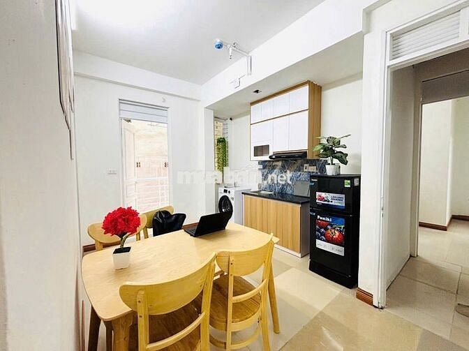 Cho thuê tại Khương Trung 1K1N ban công, máy giặt riêng, nhận xe điện