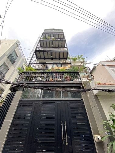 Tòa nhà góc 2MT, 16CHDV + thang máy, HXH, góc Phan Đ Lưu + Đinh T Hoàn