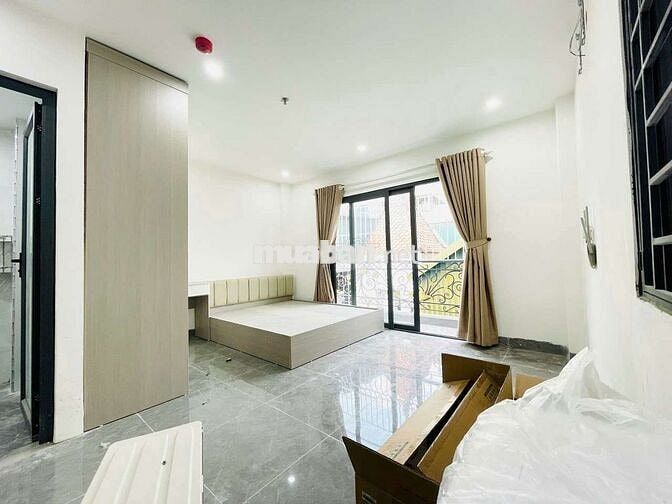 Bóc tem CCMN 30m2 Full đồ xịn sò. Máy giặt, ban công tại Giáp Bát