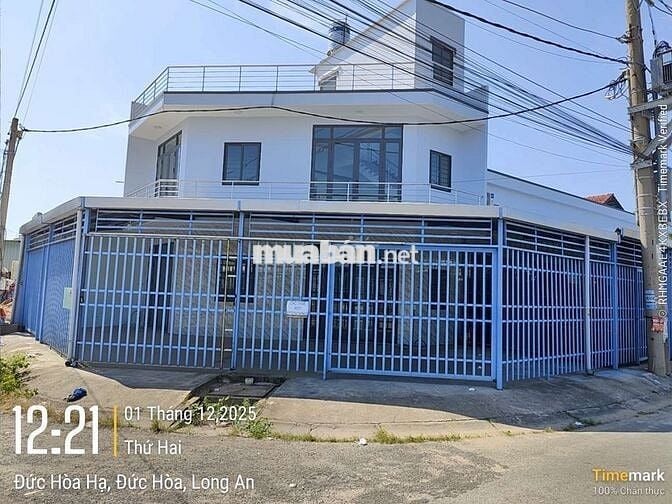 Cho thuê nhà nền góc, chính chủ, đường 23a & 16a2 Đức Hoà - Long An