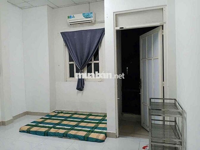 cho thuê phòng trọ 25m2. ĐOÀN VĂN BƠ, quận 4