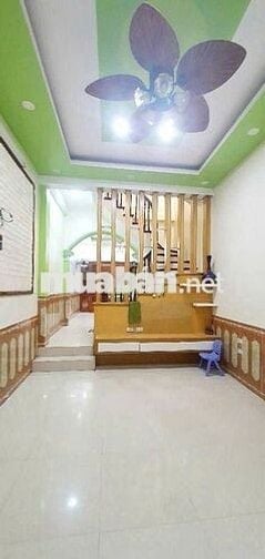 Nhanh tay tậu nhà  đẹp chỉ nhỉnh hơn 8  tỷ-Kim giang  57mx  4T -ở,thuê