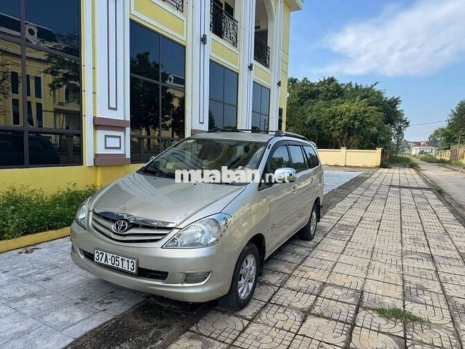 Toyota Innova 2008 G - 280000 km